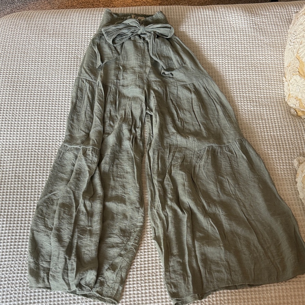 Avenue Sage Wide-Leg Pants